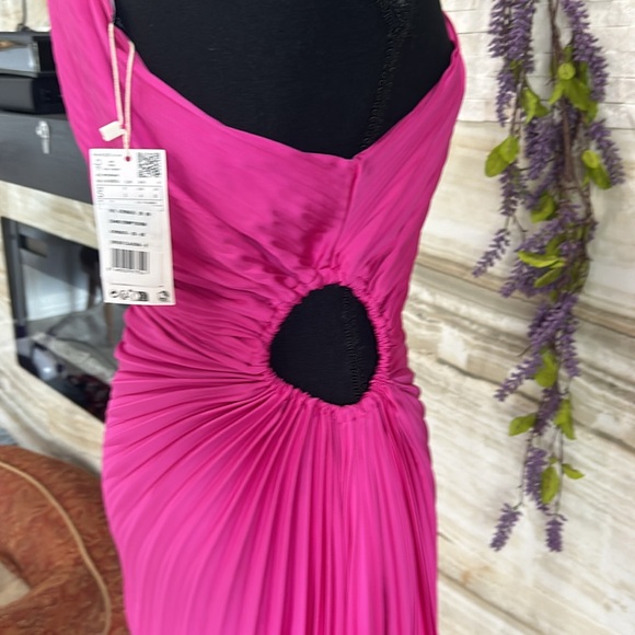 Mango New With Tags Fuchsia Asymmetrical Pleated  One Shoulder Strap Dress.SizeS - Picture 11 of 15
